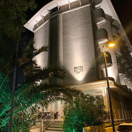 Hotel Audi Frontemare Rimini Bagian luar foto
