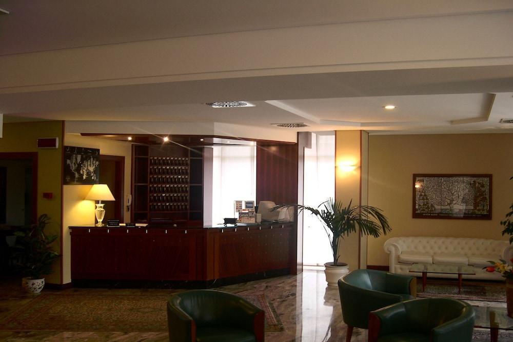 Hotel Audi Frontemare Rimini Bagian luar foto