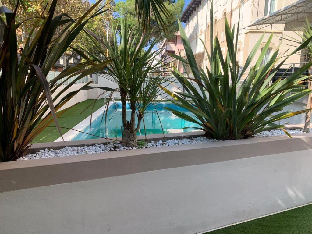Hotel Audi Frontemare Rimini Bagian luar foto