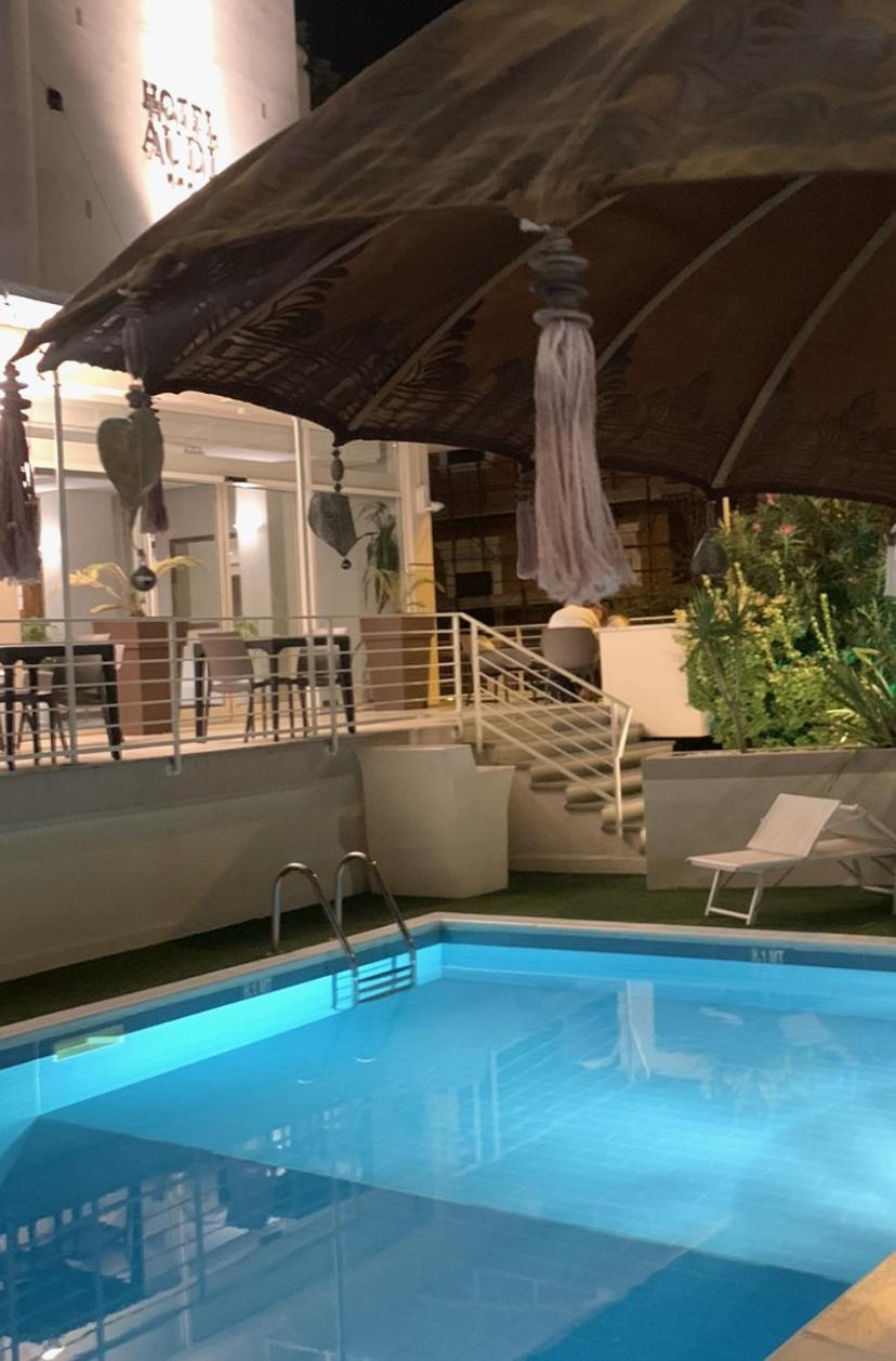 Hotel Audi Frontemare Rimini Bagian luar foto