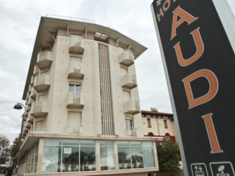 Hotel Audi Frontemare Rimini Bagian luar foto