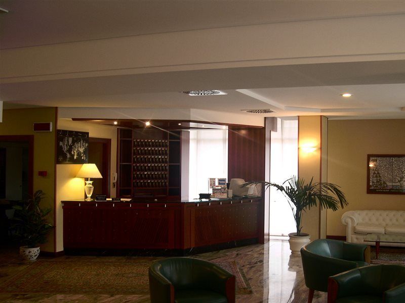 Hotel Audi Frontemare Rimini Bagian luar foto